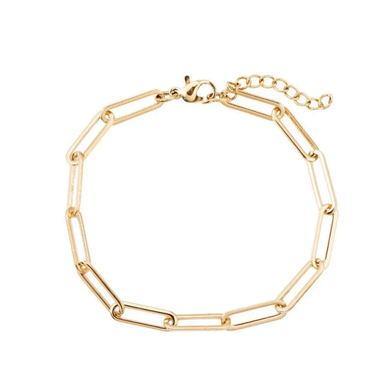 Filigranes Armband aus goldfarbenen, länglichen Kettengliedern mit Karabinerverschluss