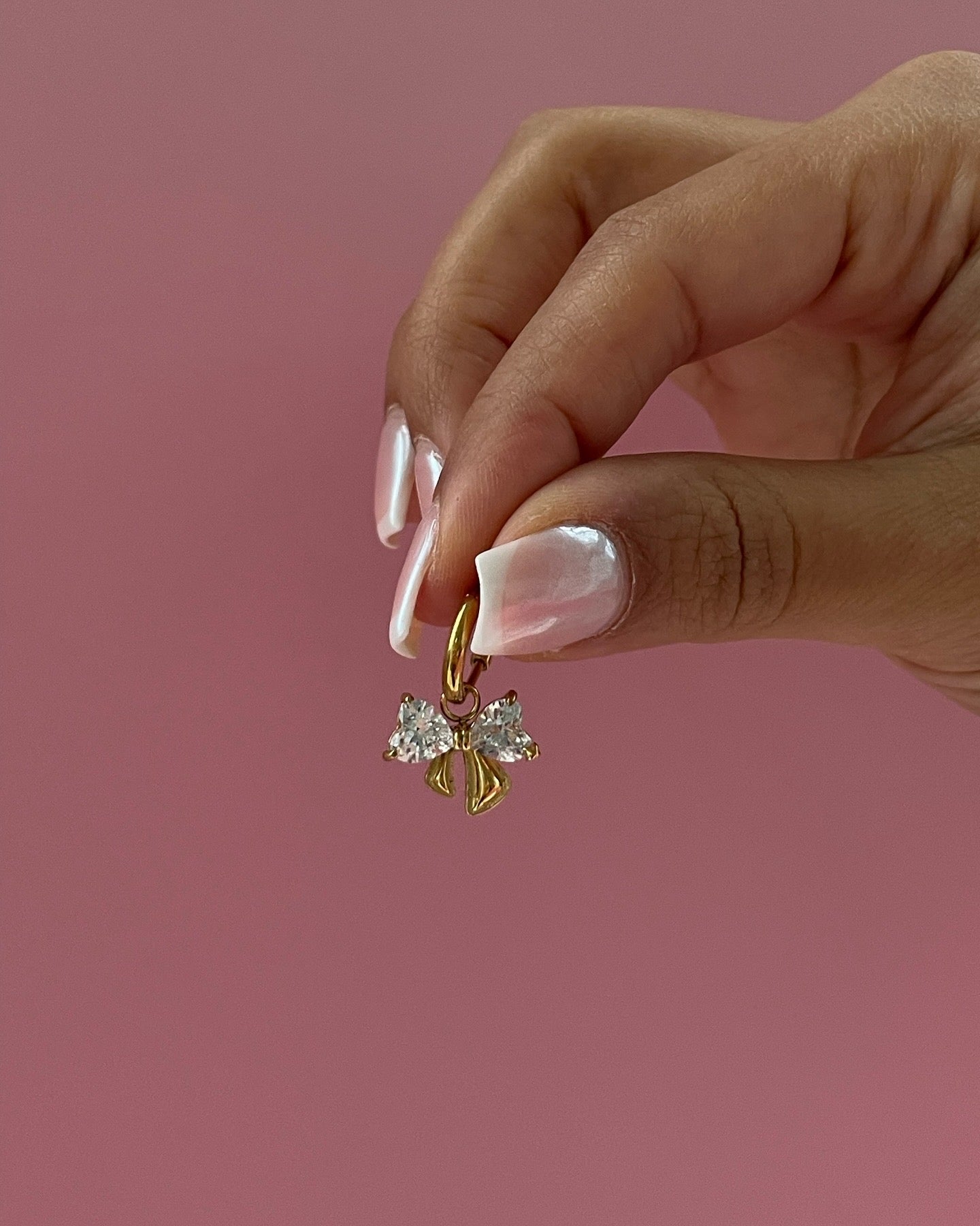 Bow Shine halka küpeler