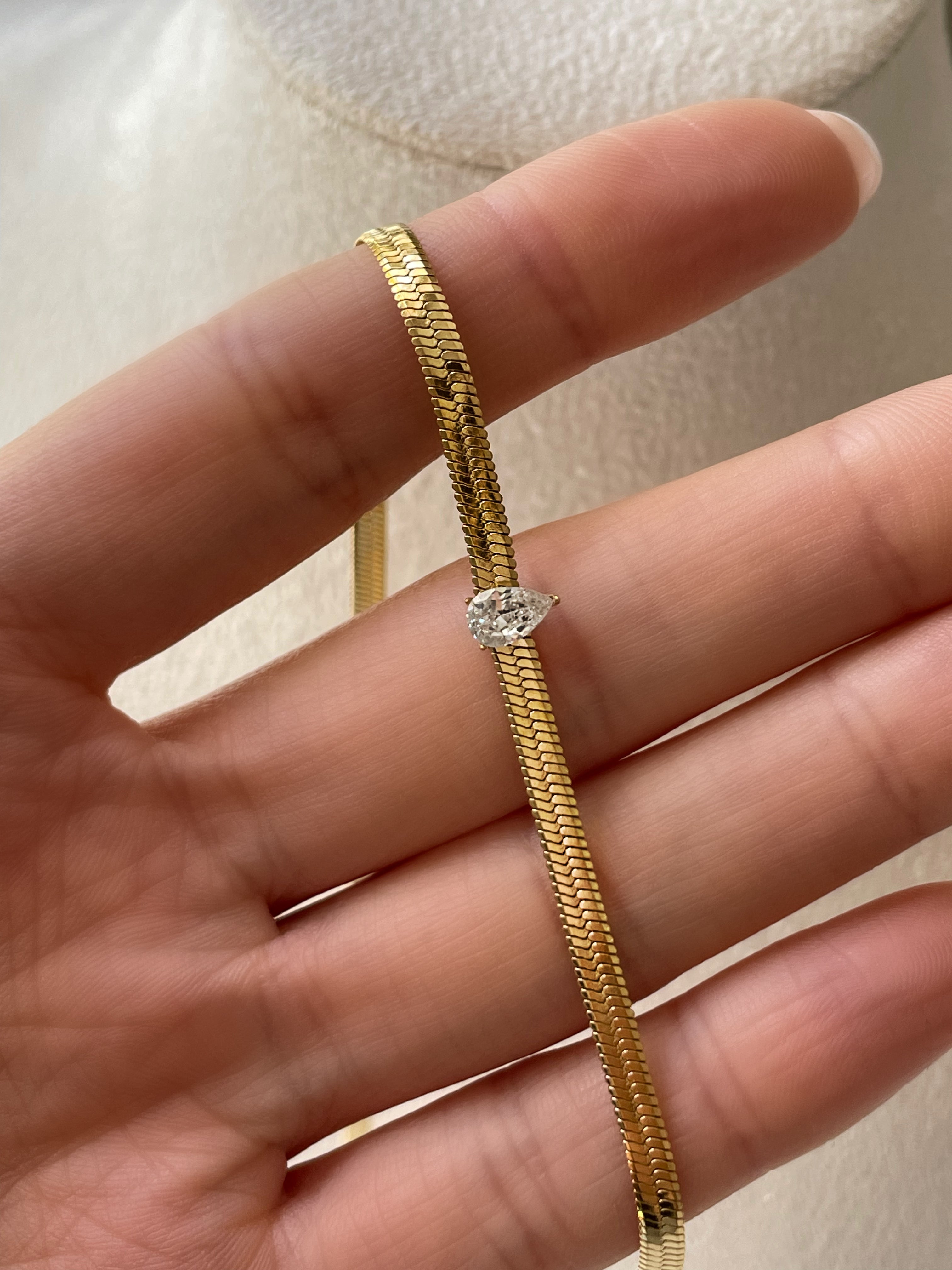 Yılan Damlası Altın Kolye