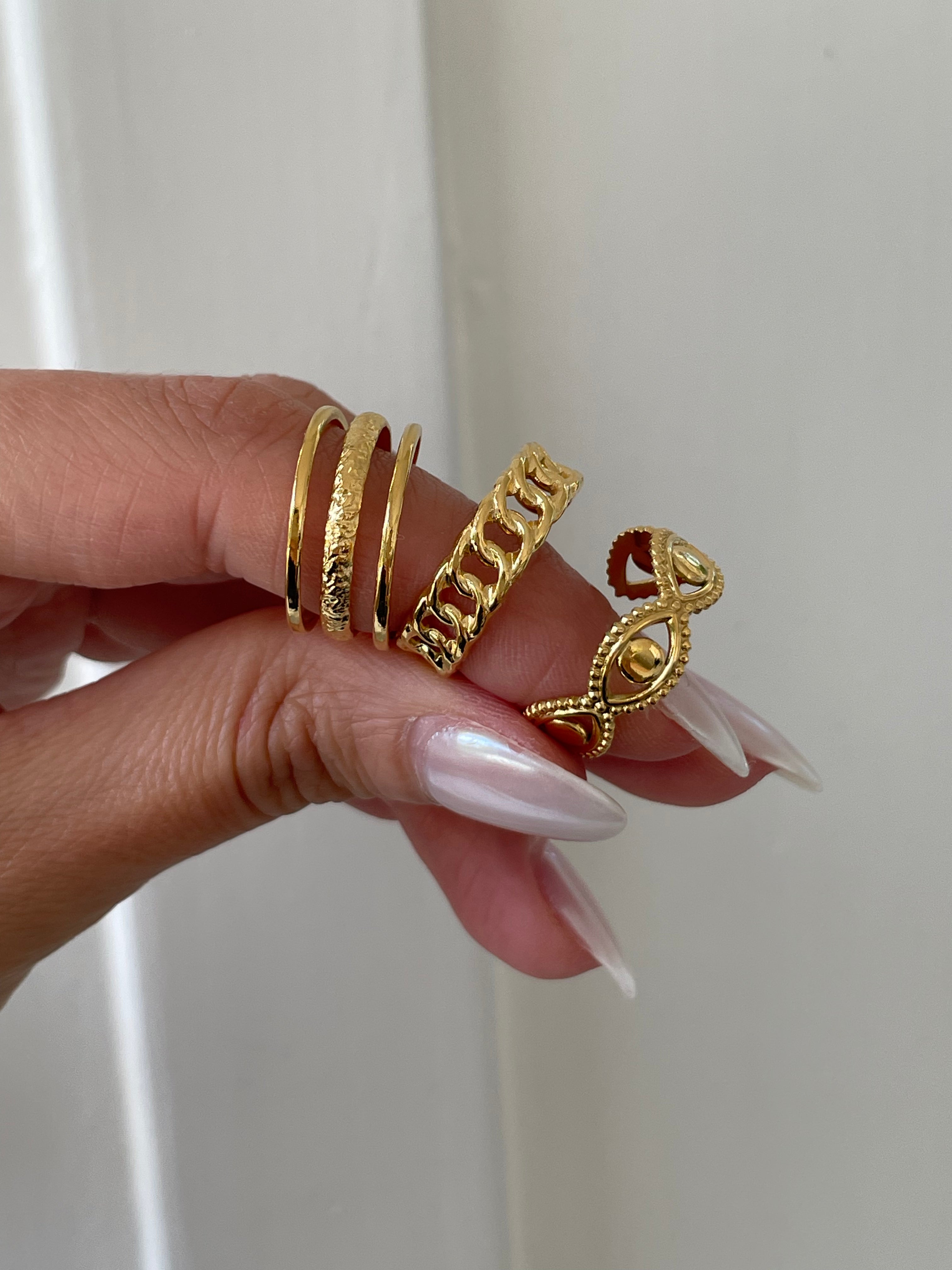 Ring Layer Chic