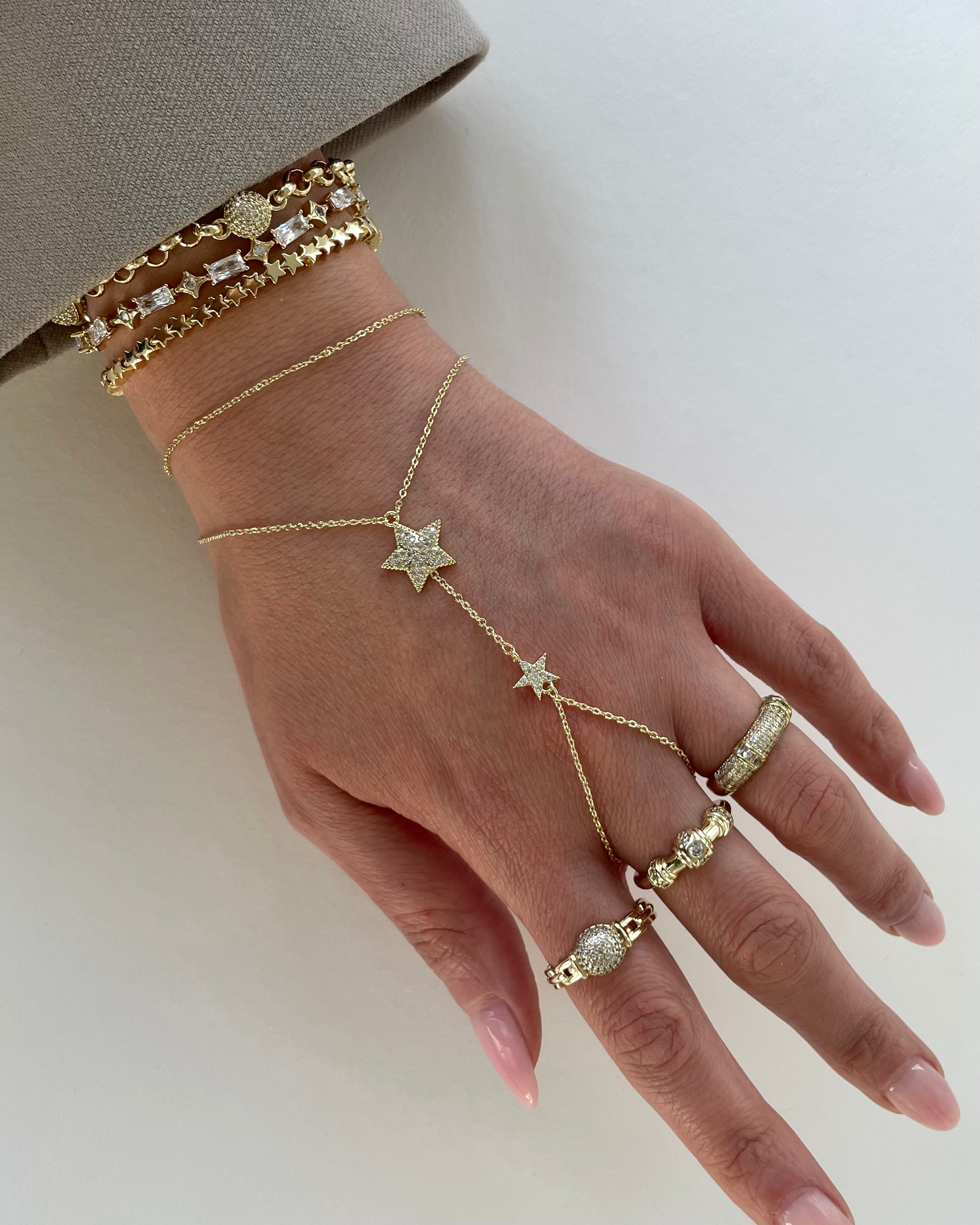 Hand Chain VIP Layer Star -14K vergoldet