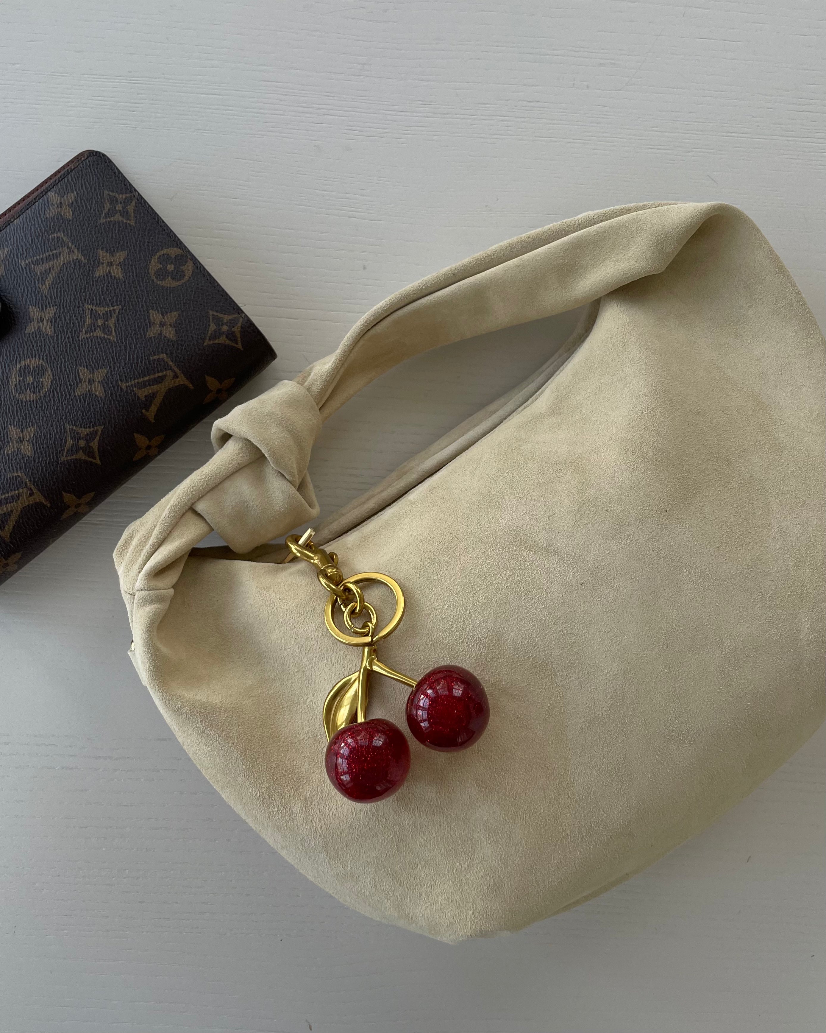 Bag Charm Cherry ( LIMITED EDITION )