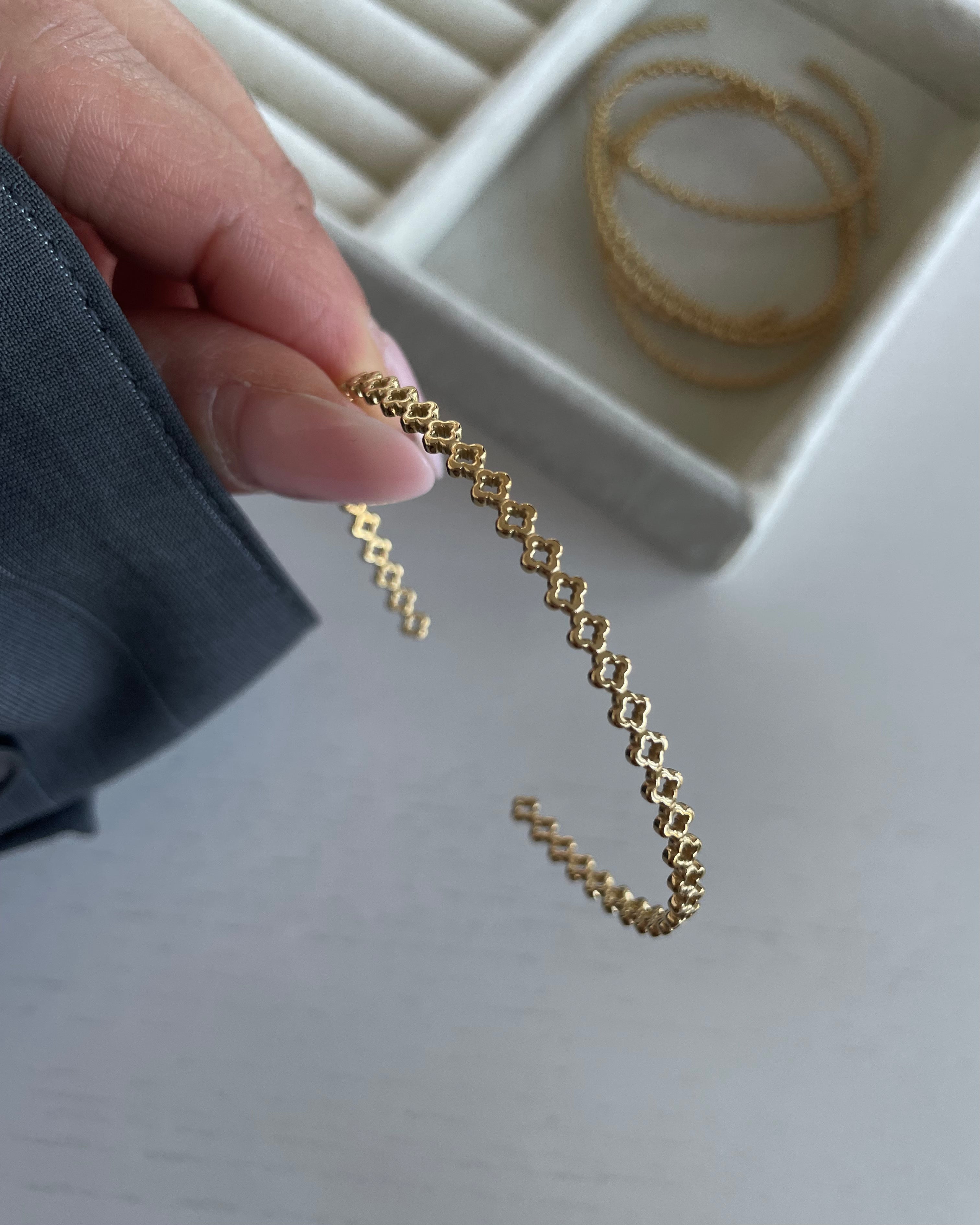 İnce Yonca Manşet Bileklik