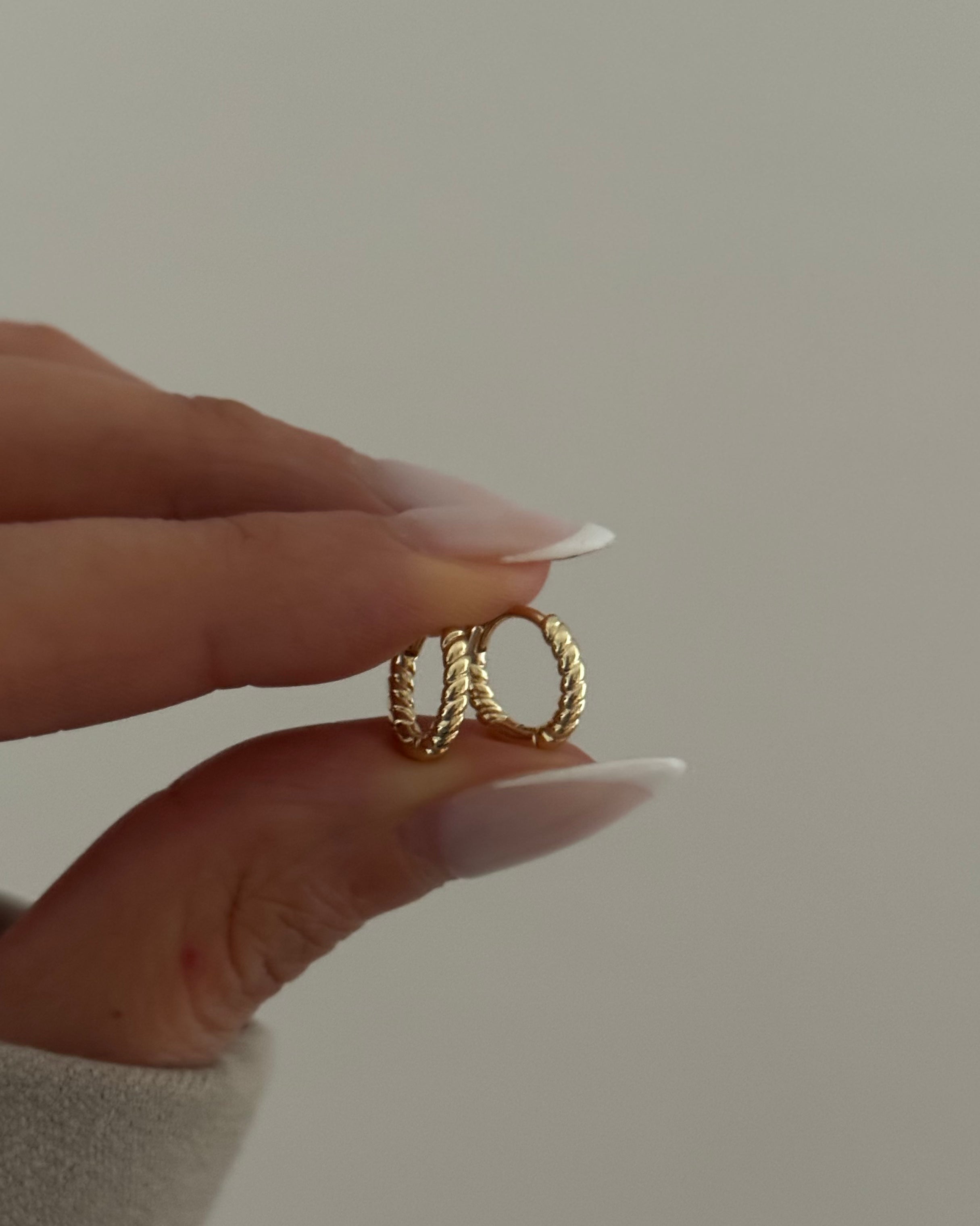 Creolen VIP Tiny Twisted -14K vergoldet