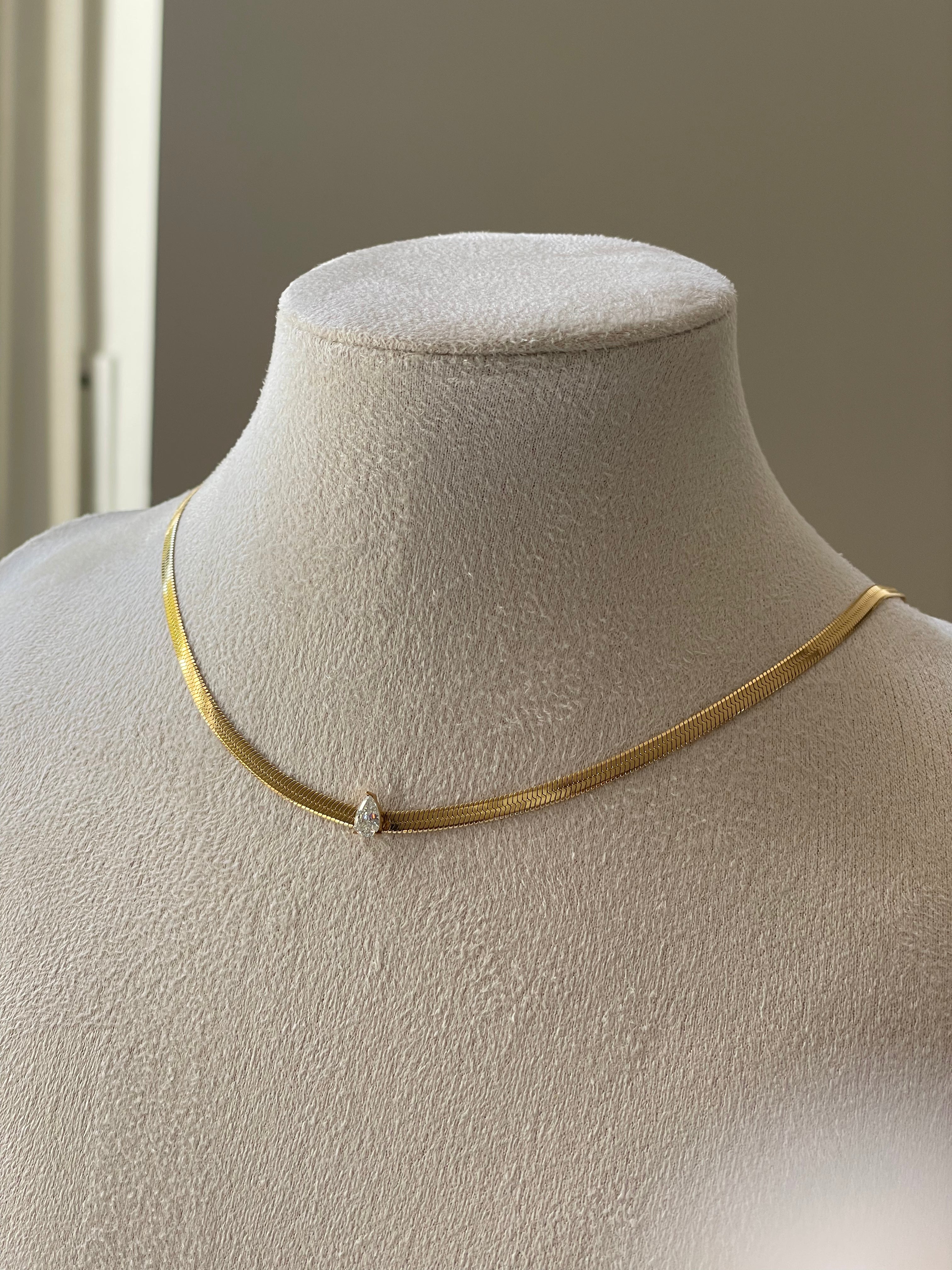 Yılan Damlası Altın Kolye