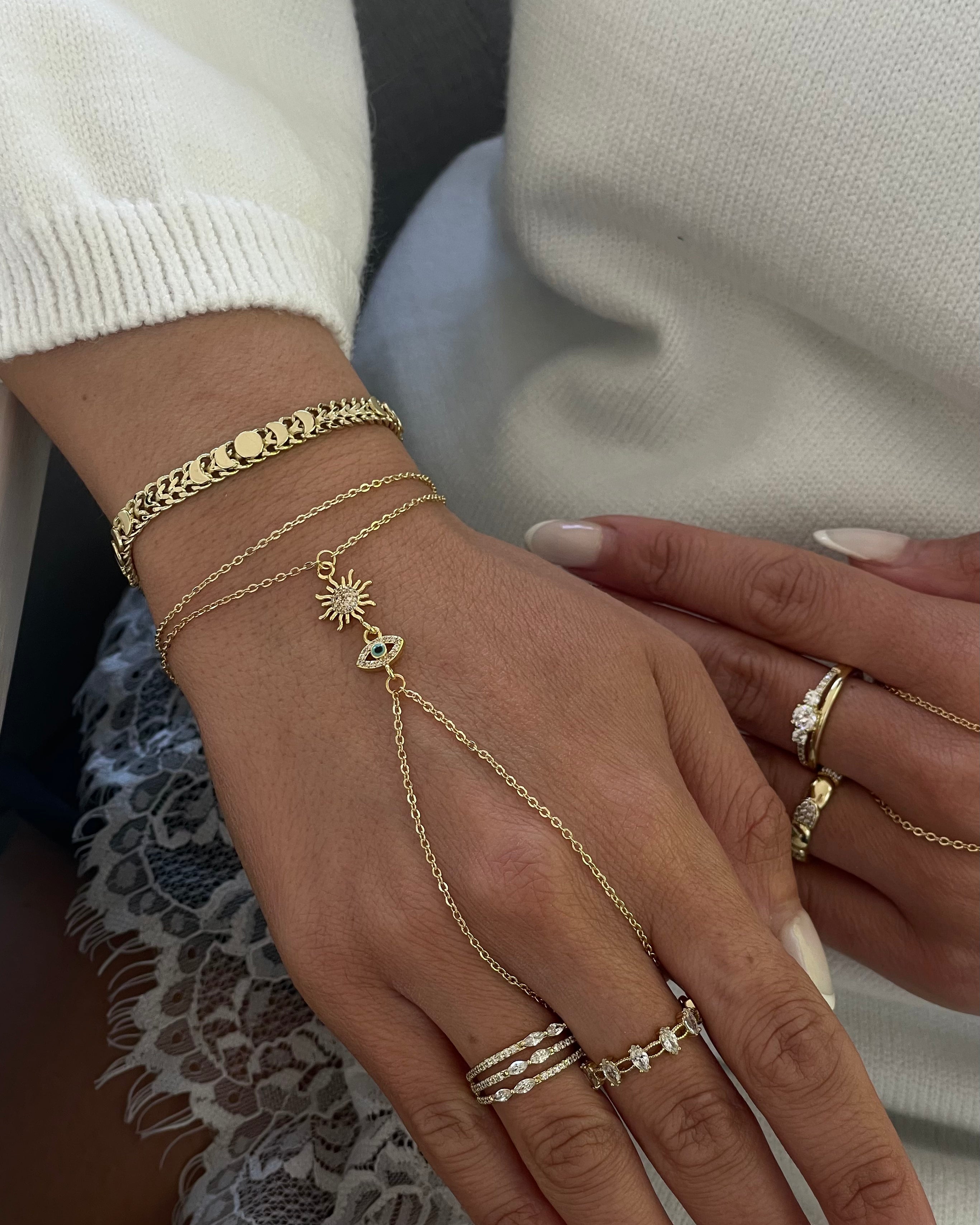 Hand Chain VIP Sun Aura -14K vergoldet