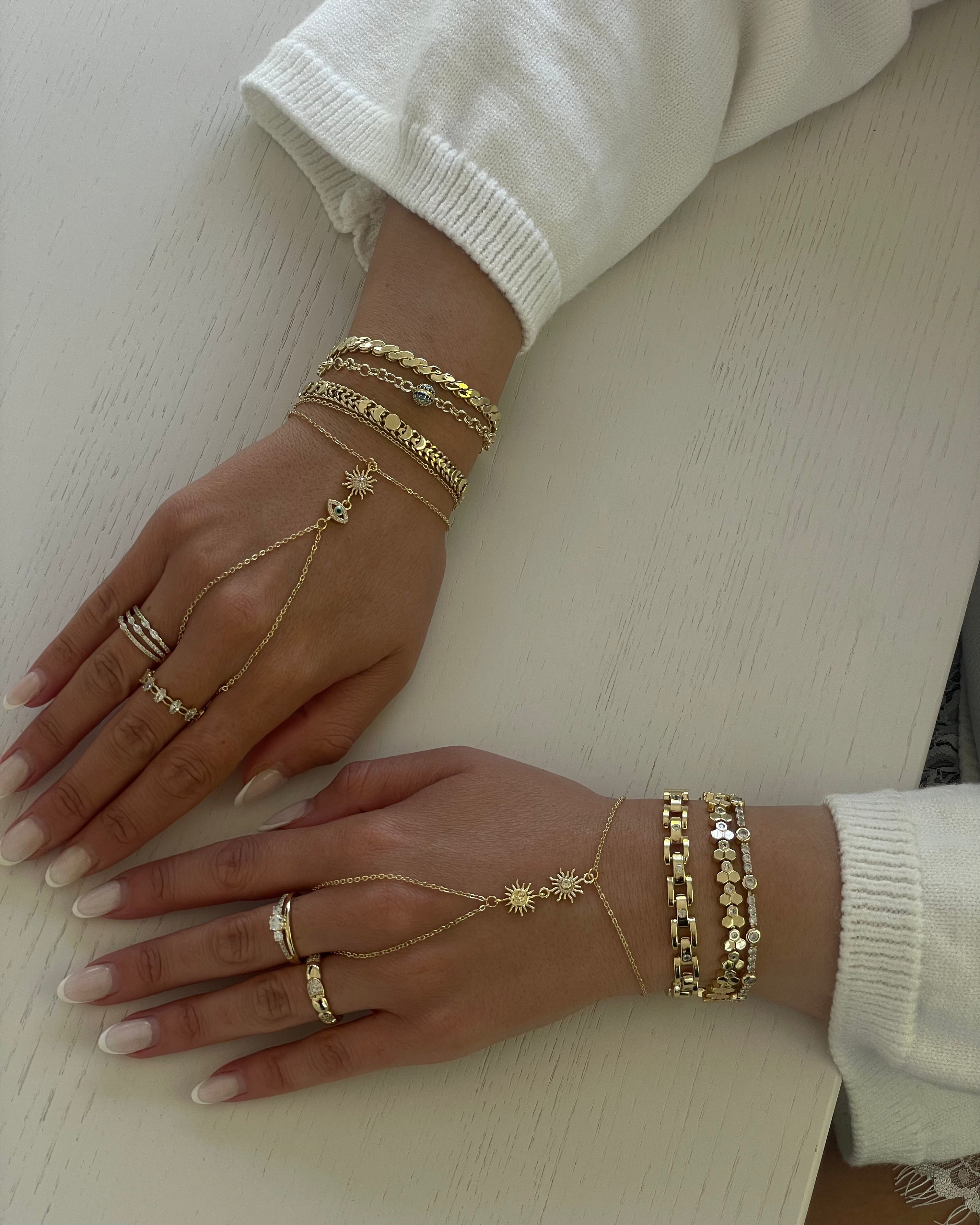 Hand Chain VIP Sun Aura -14K vergoldet
