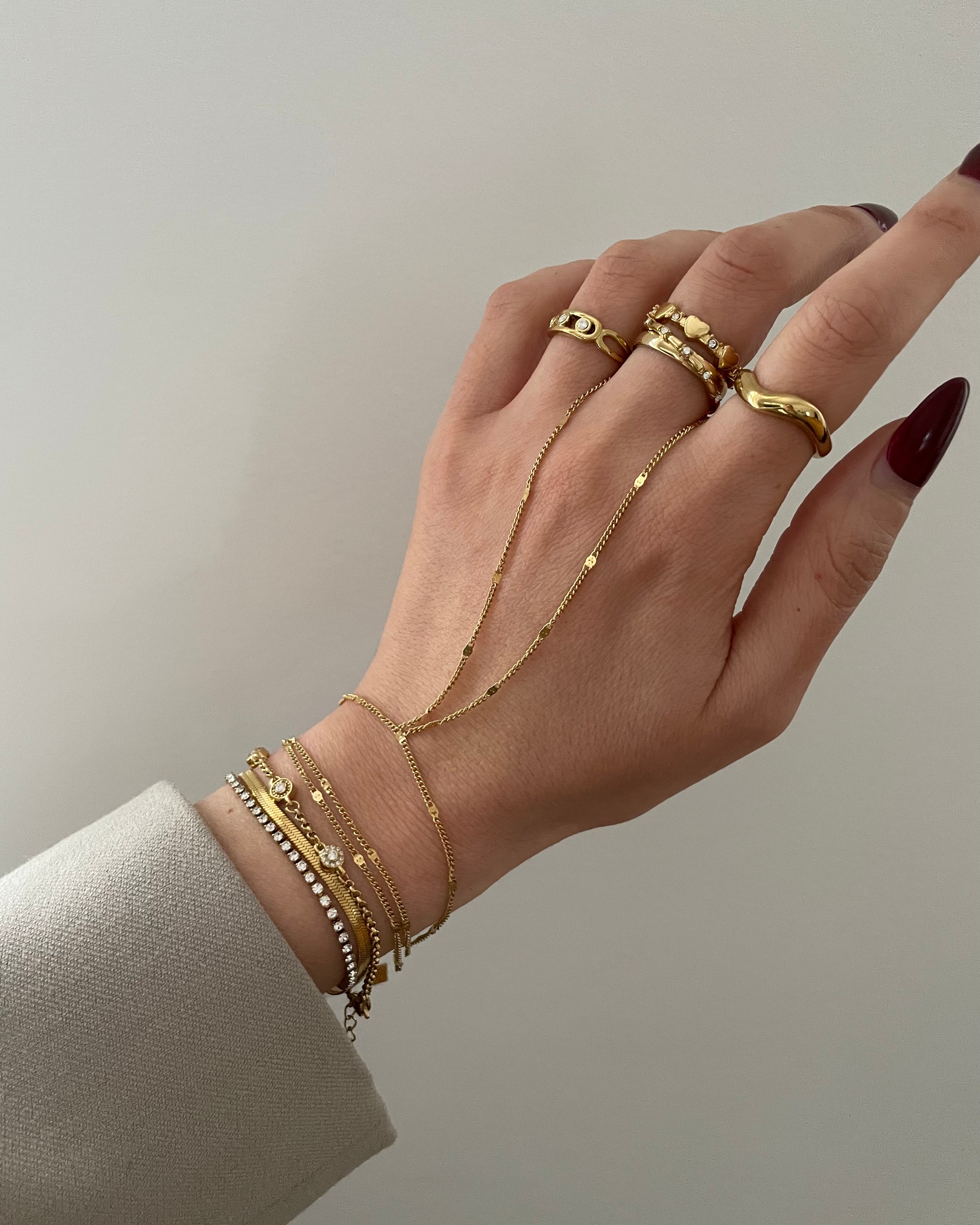 Hand Chain Layer Elegance 18K vergoldet