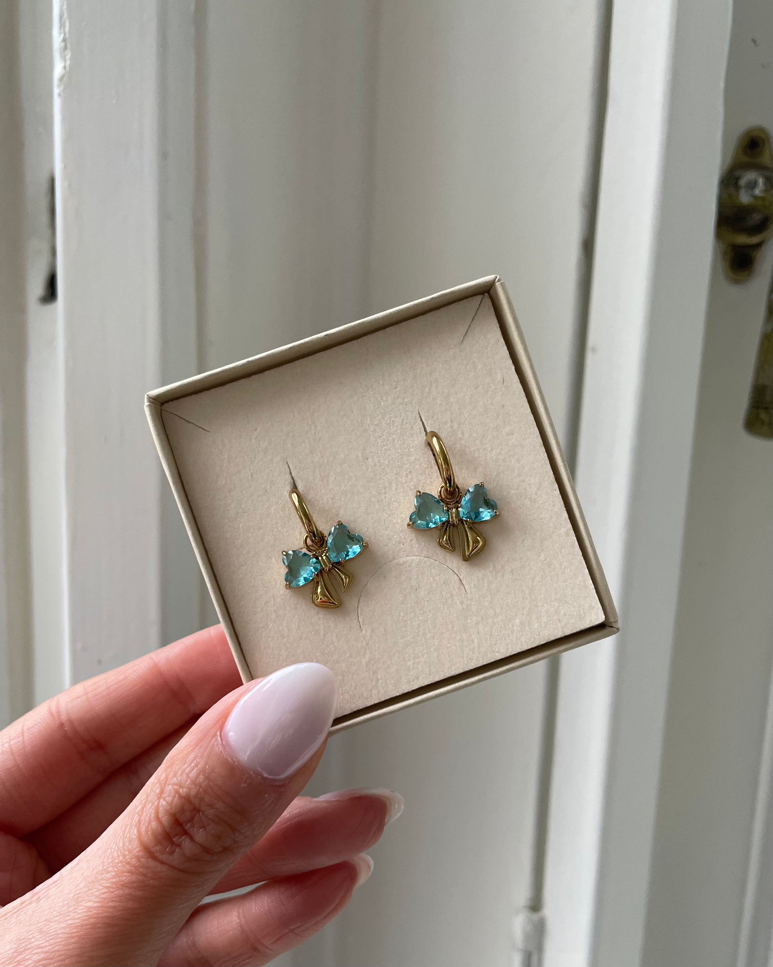 Creolen Bow Shine Aqua Blau