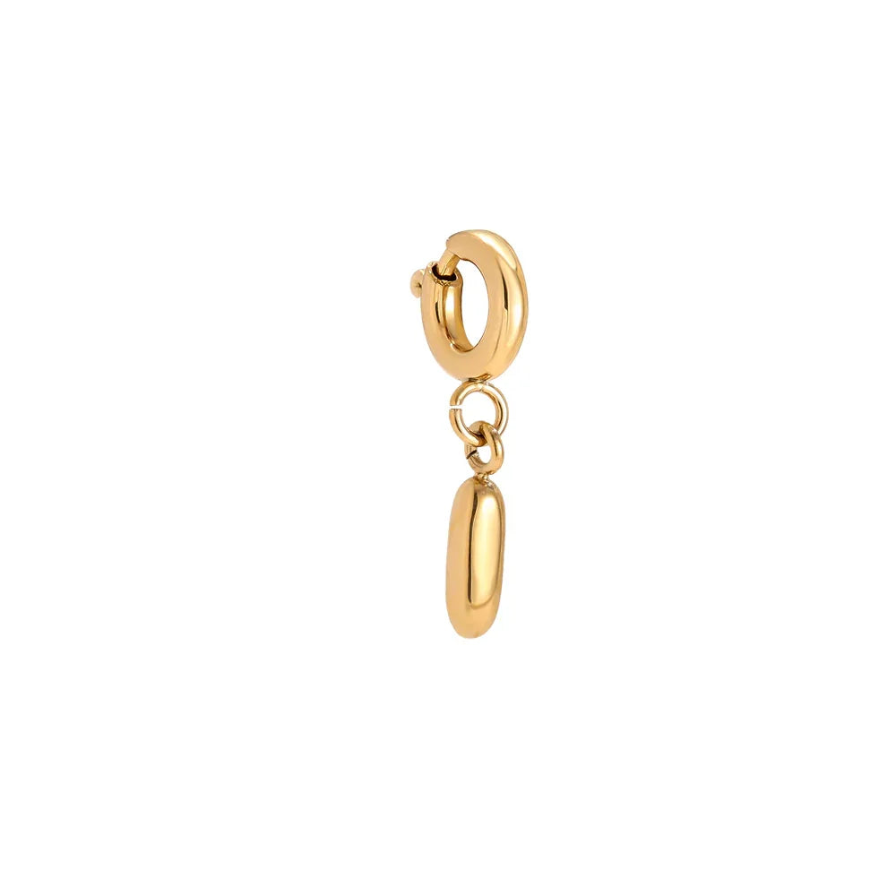 Goldfarbener Creolenohrring mit ovalem Glied, minimalistischer Modeschmuck