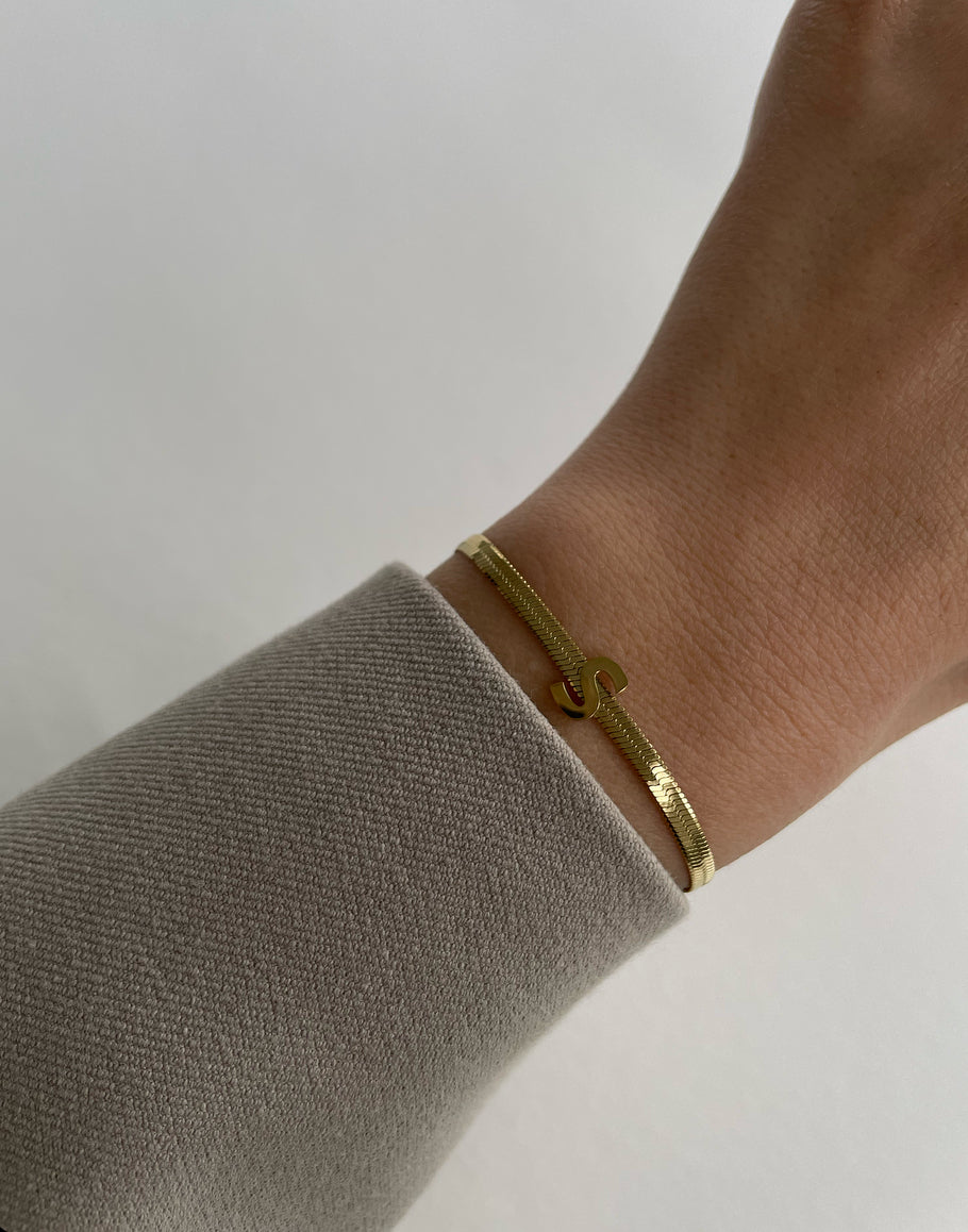 Armband Snake Alphabet Gold