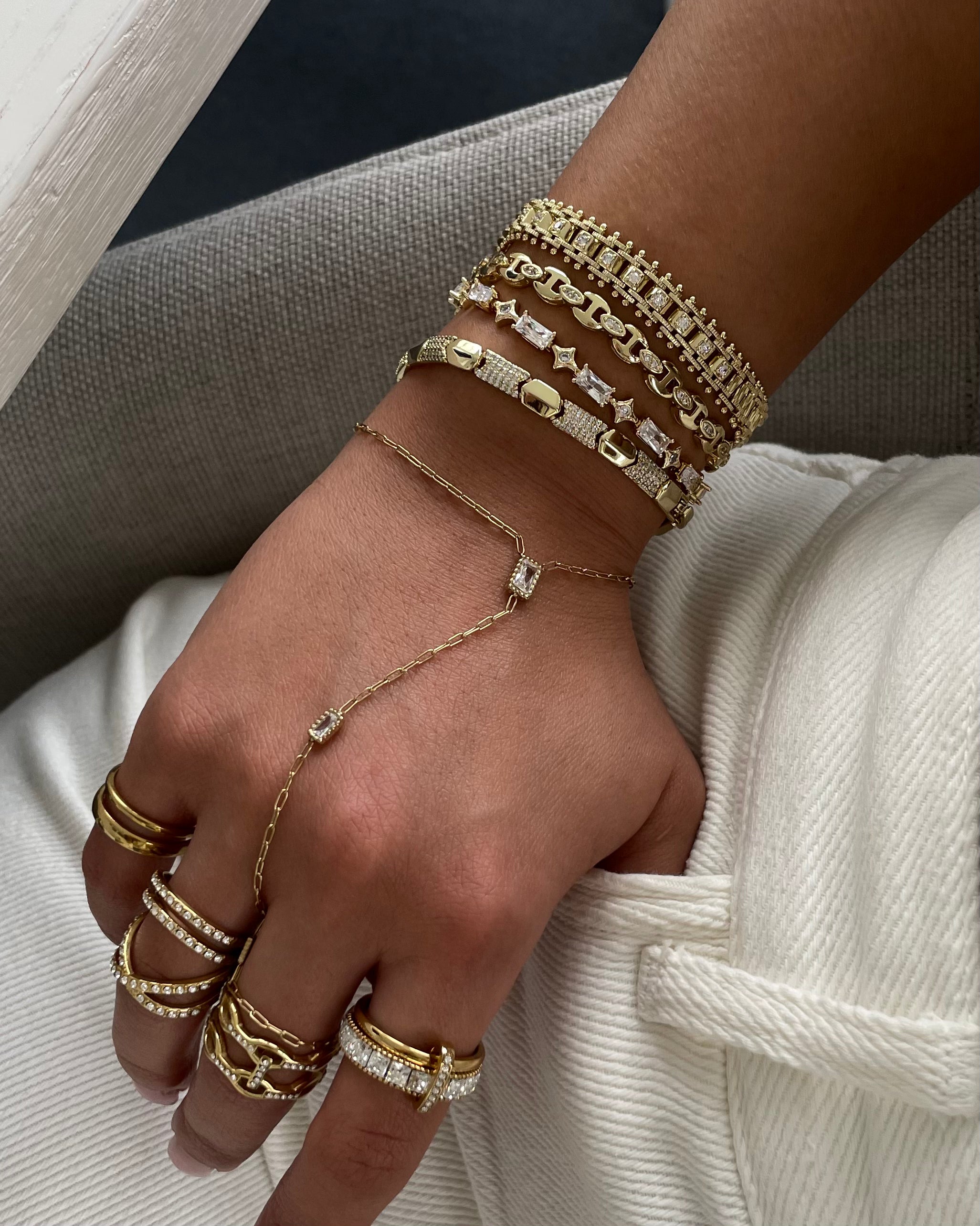 Hand Chain Fine Brillant -18K vergoldet