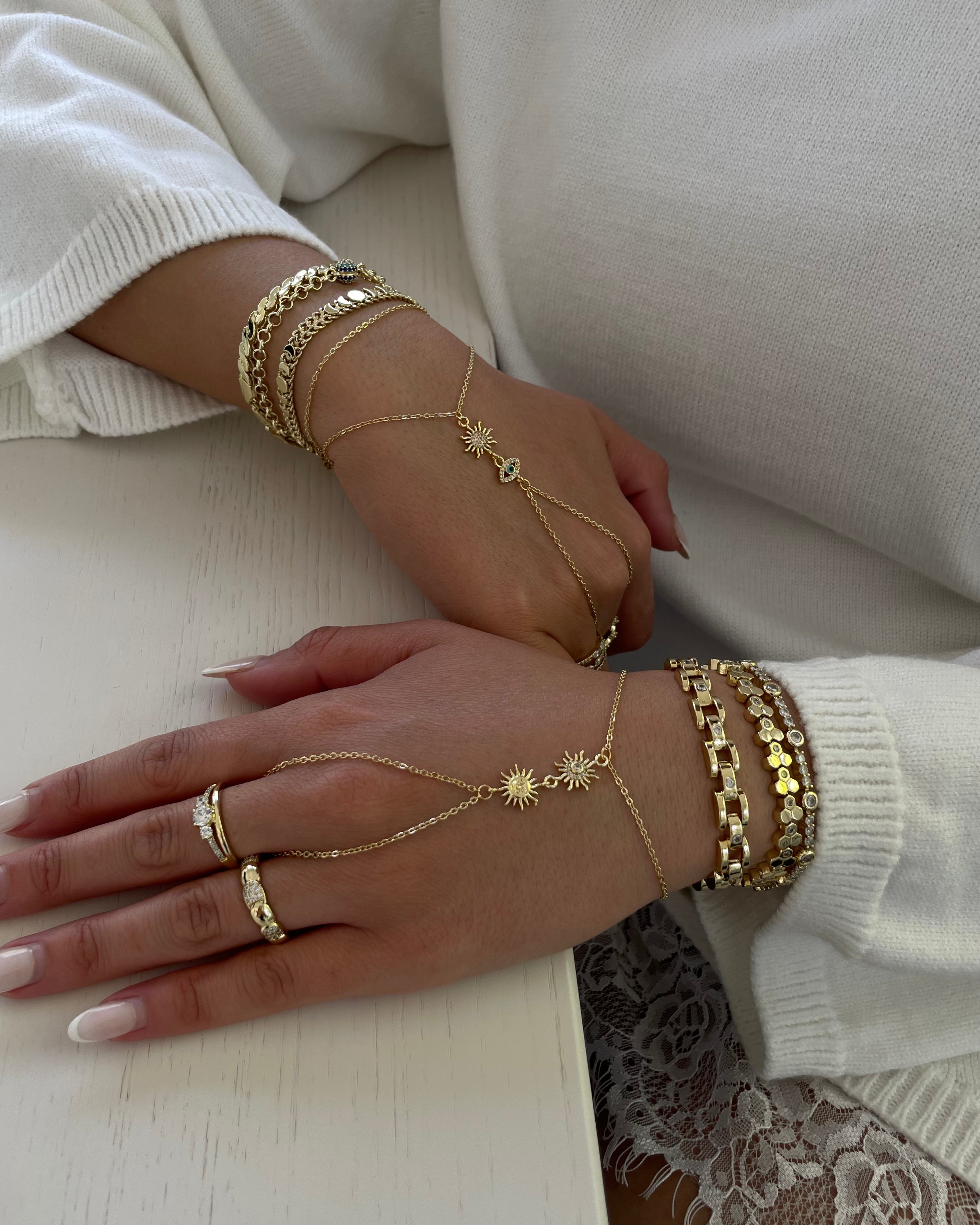Hand Chain VIP  Sun -14K vergoldet