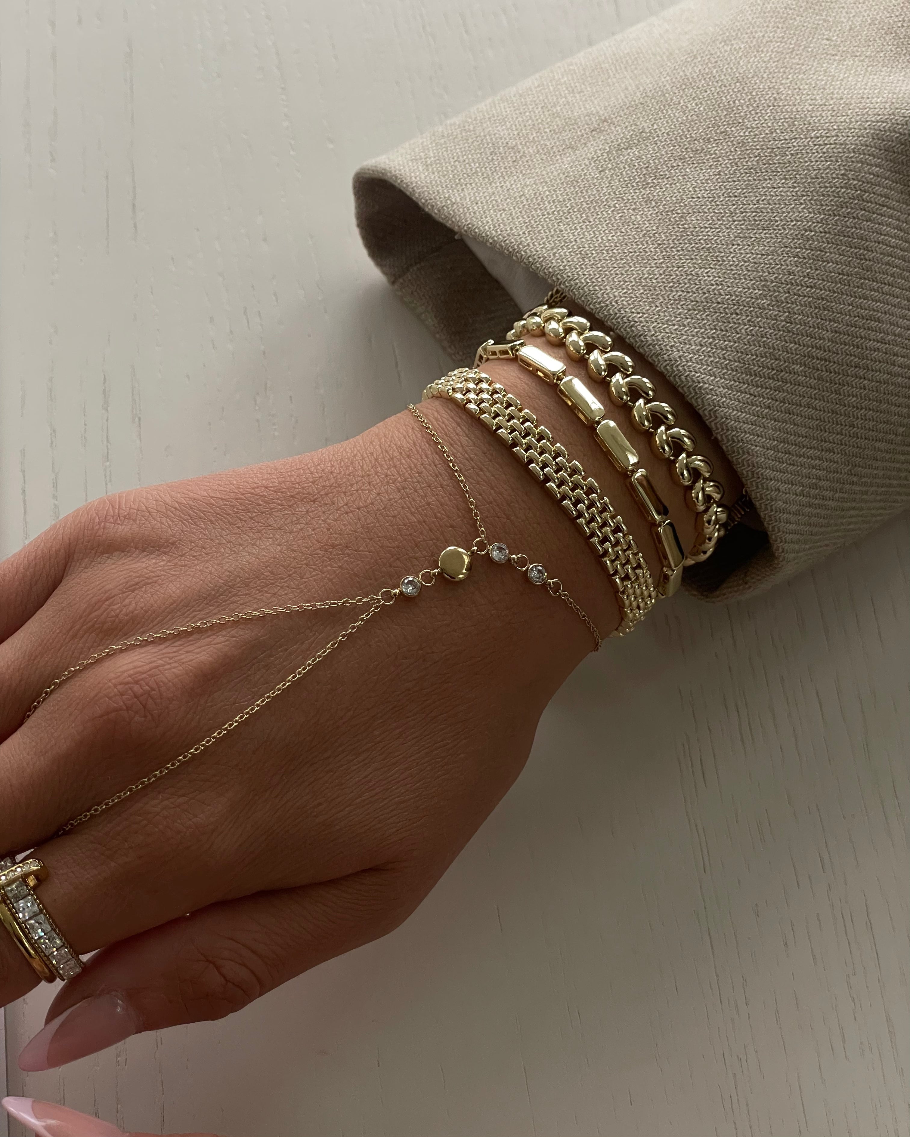 Hand Chain Fine Chic -18K vergoldet