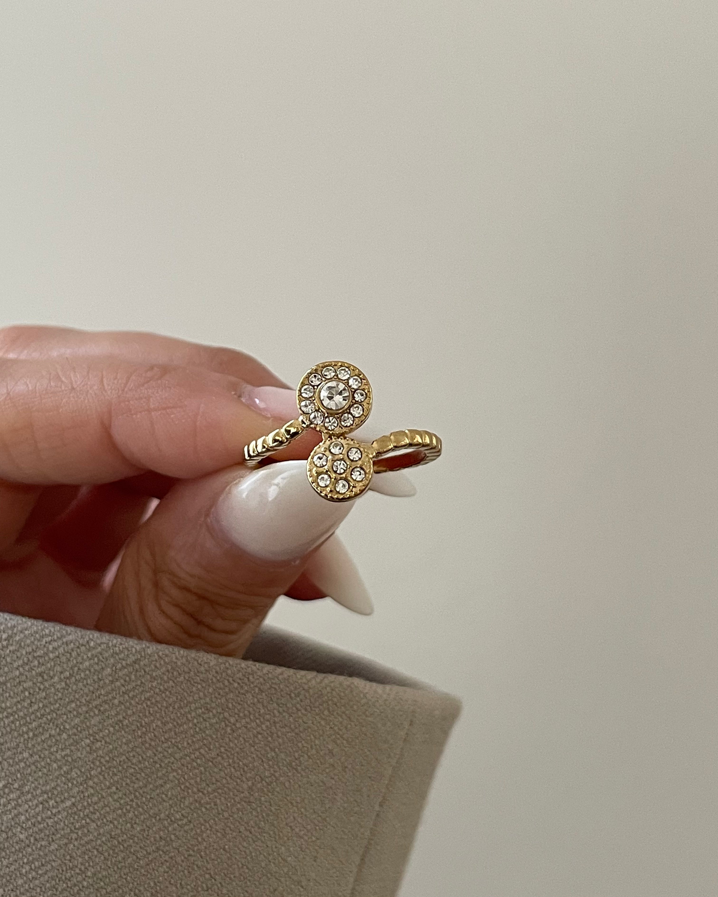Ring Ada Shine