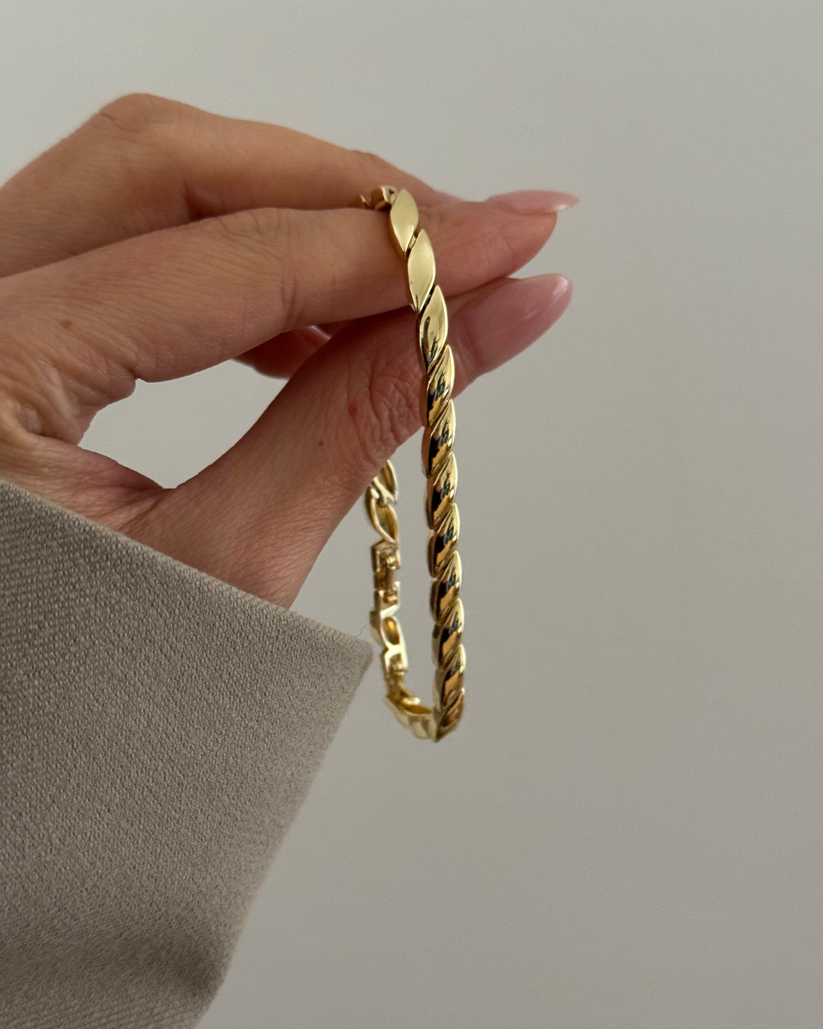 Armabnd VIP Drop Wave -14K vergoldet