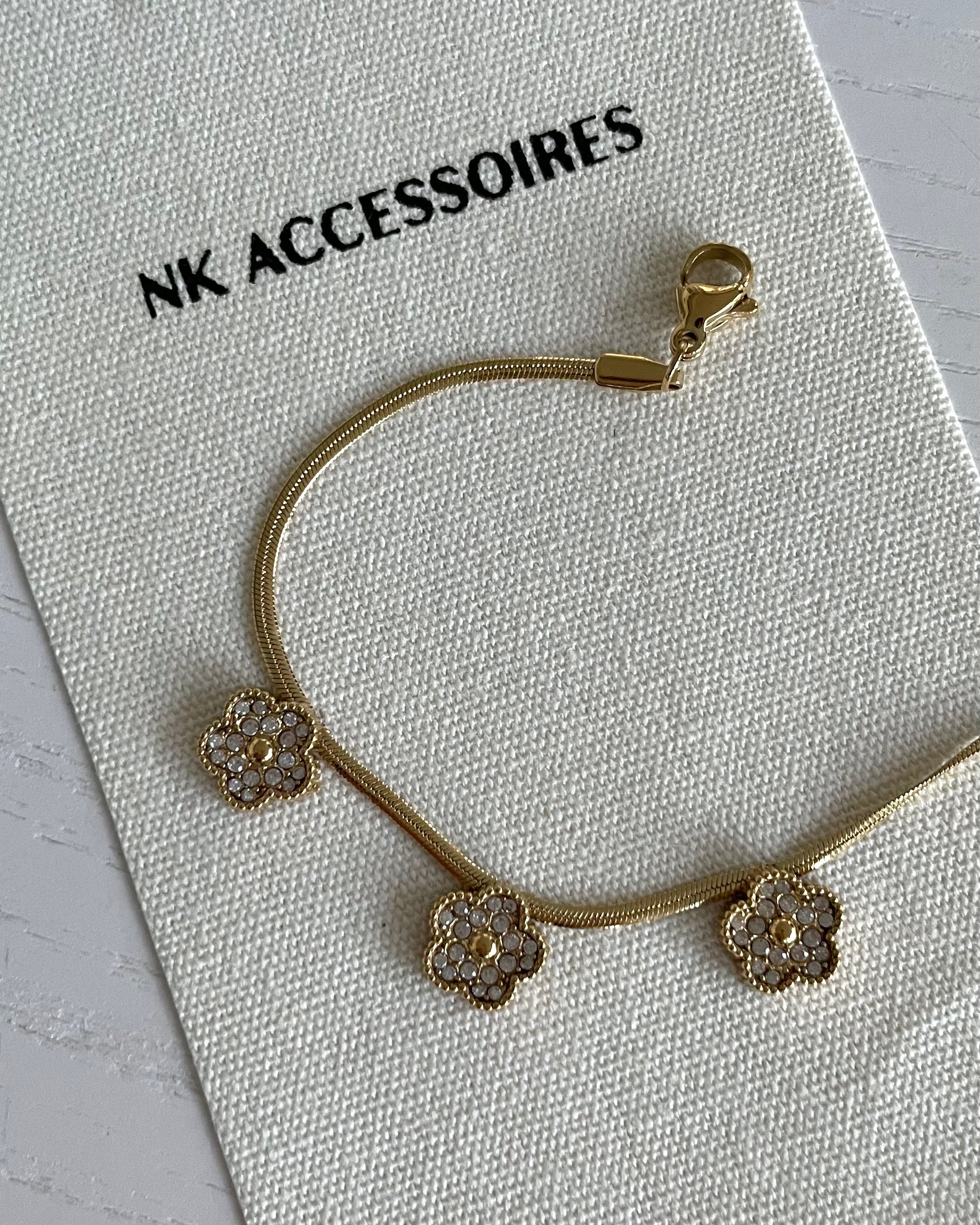 Snake Clover Flower (LIMITED)