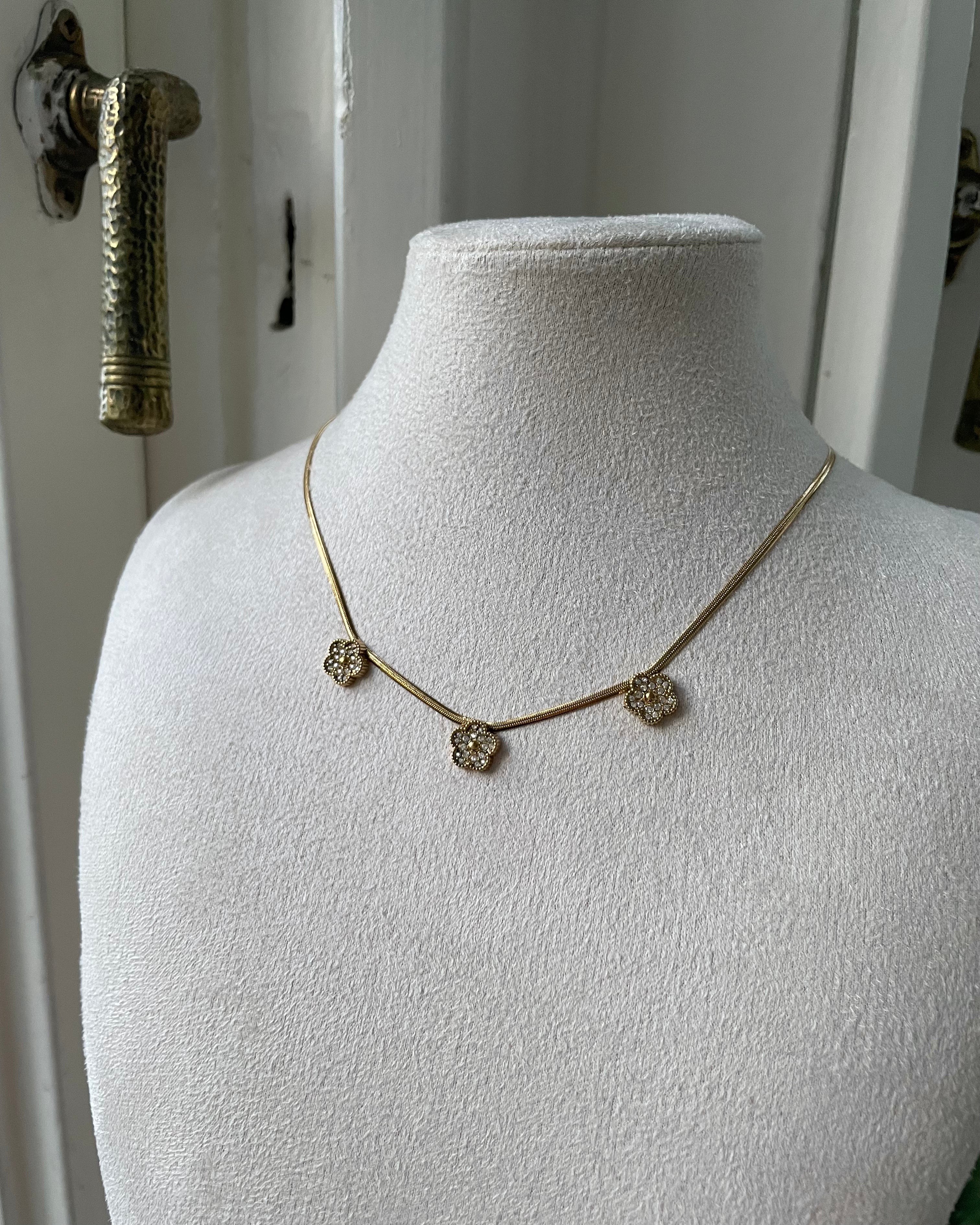 Snake Clover Flower (LIMITED)