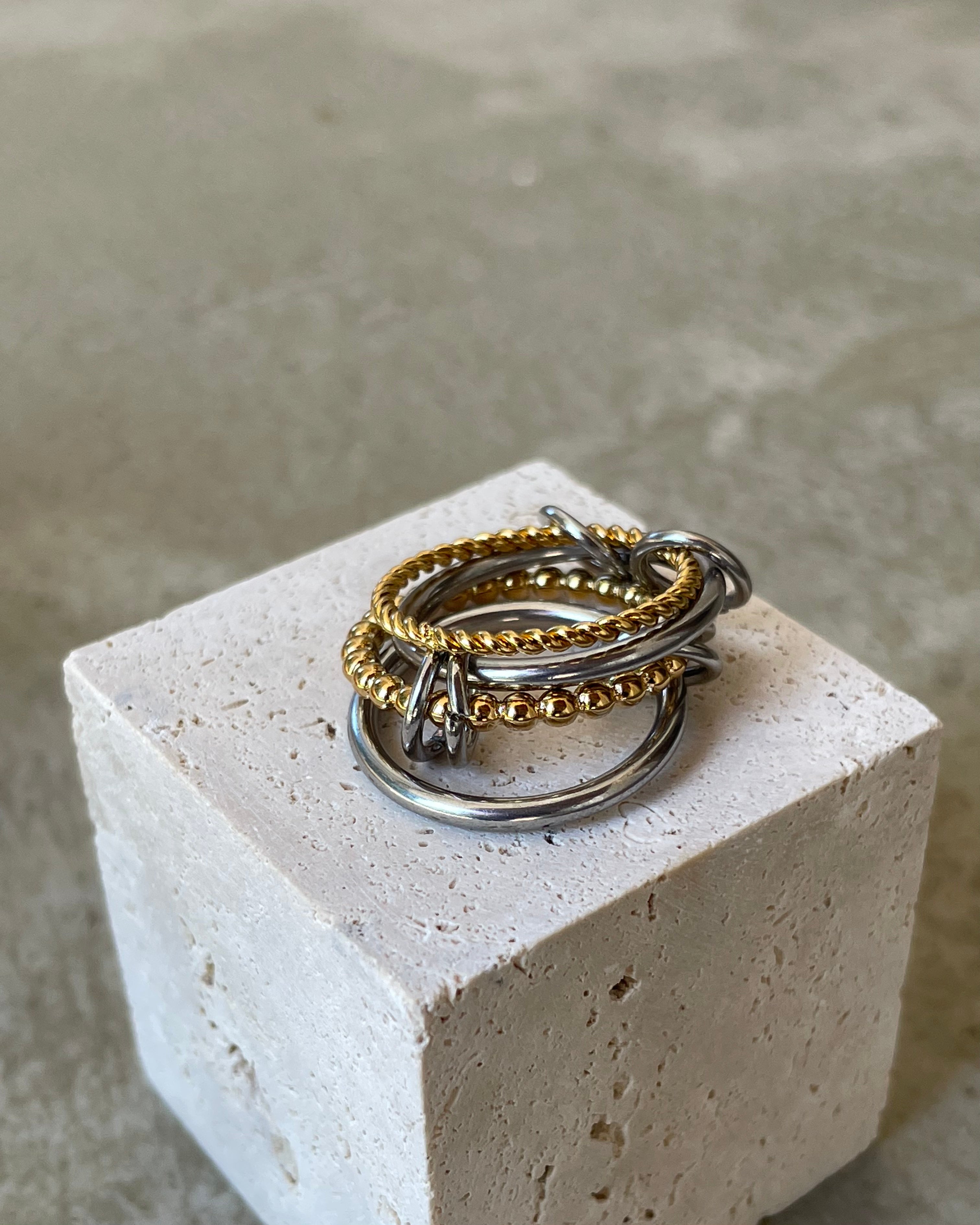 Ring Pave Twist