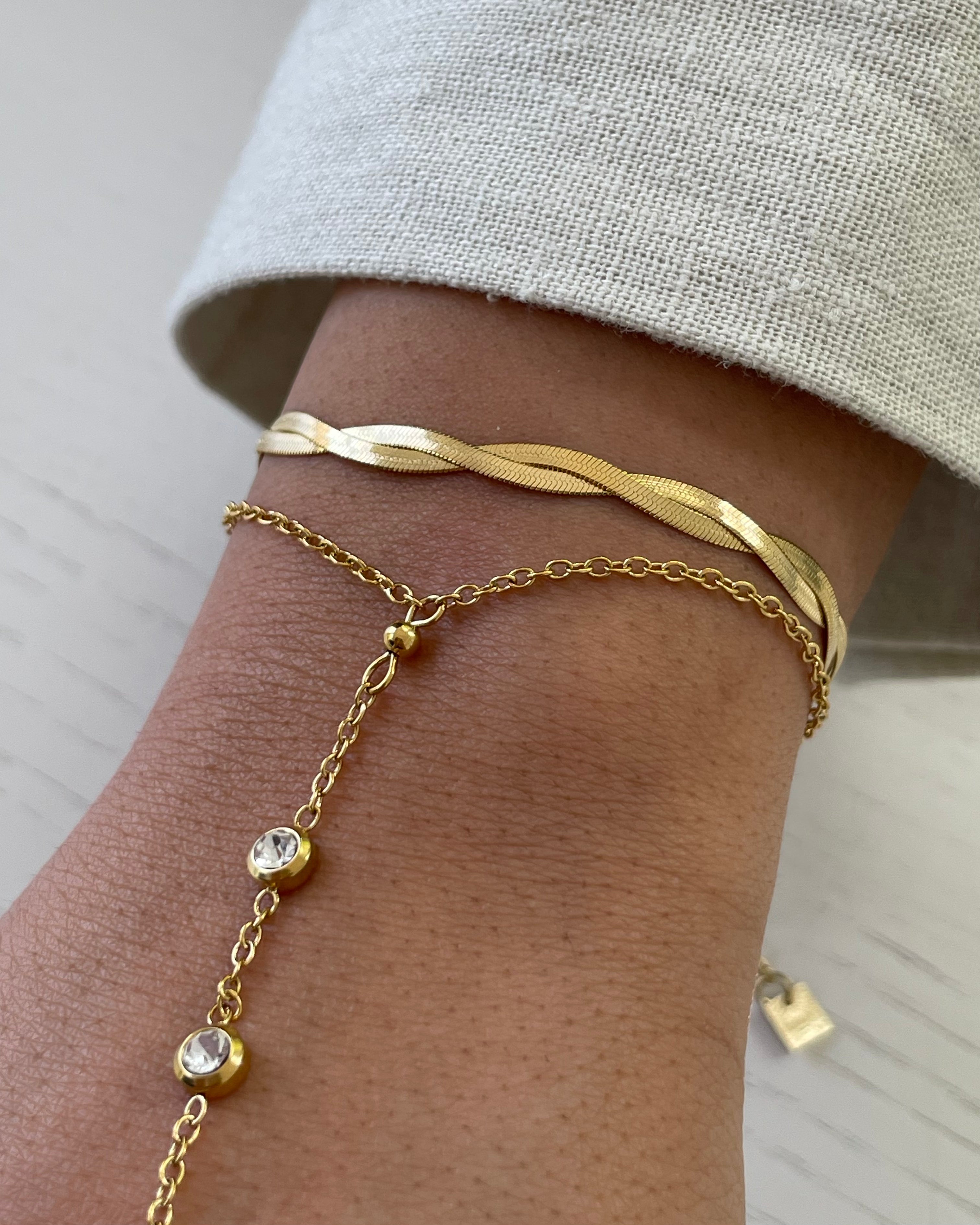 Hand Chain Stone