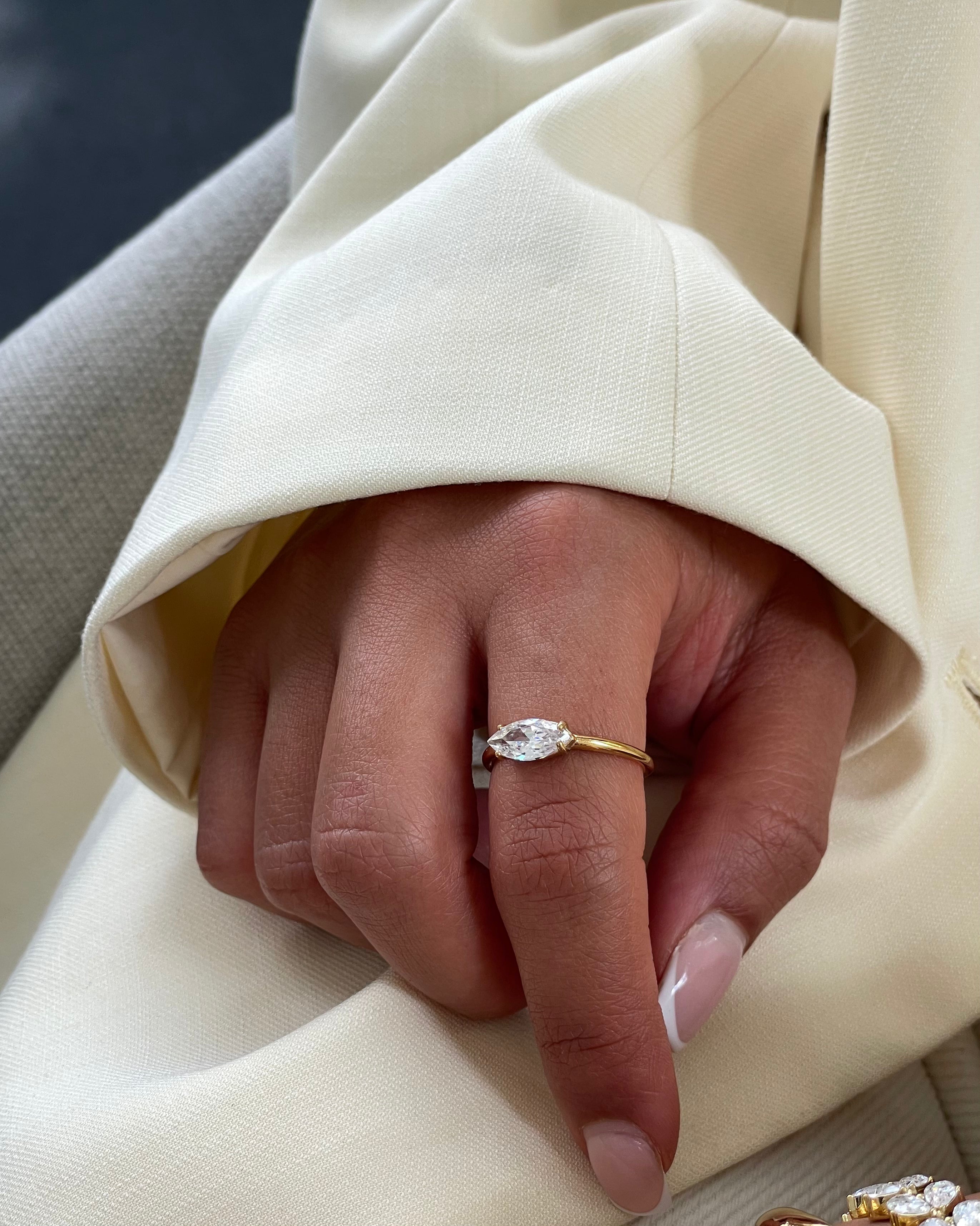 Ring Fine Oval